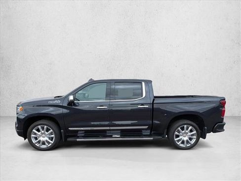 Used 2023 Chevrolet Silverado 1500 High Country w/ High Country Premium Package image 8