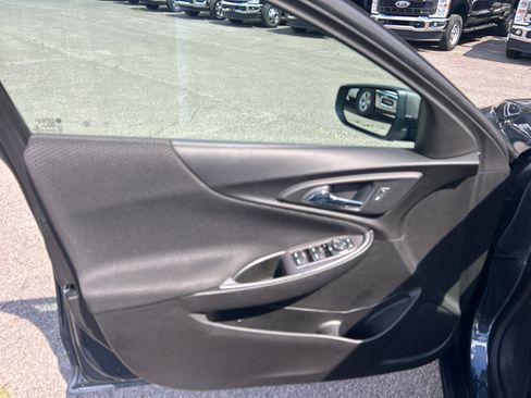 Used 2020 Chevrolet Malibu LS w/ LPO, Convenience Package 1 FWD image 20
