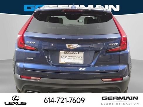 Used 2019 Cadillac XT4 Luxury w/ Cold Weather Package image 10