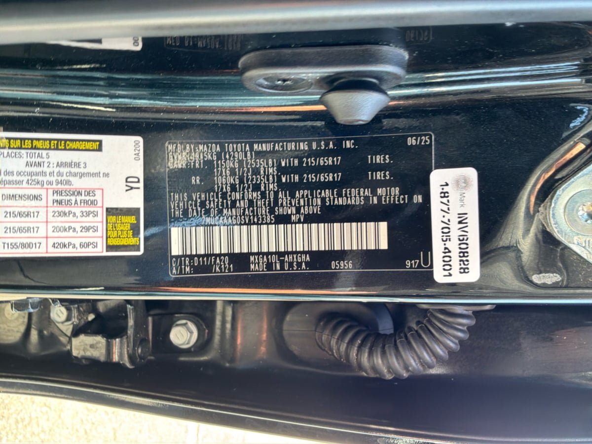 Used 2025 Toyota Corolla Cross LE FWD image 20