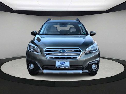 Used 2017 Subaru Outback 3.6R Limited image 3