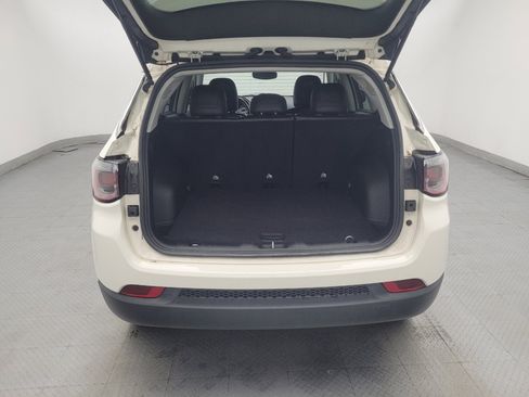 Used 2021 Jeep Compass Latitude AWD/4WD image 29