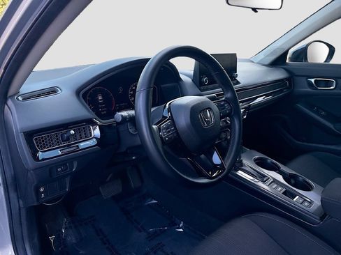 Used 2024 Honda Civic EX image 9