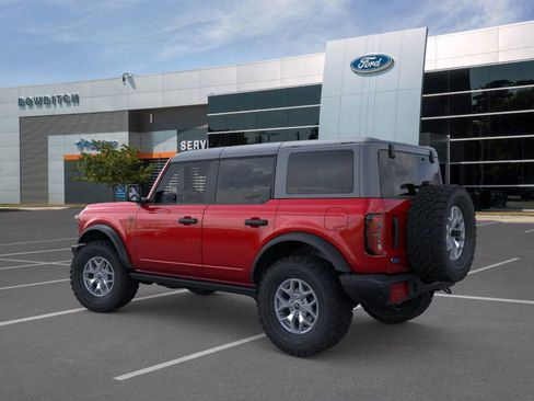 New 2025 Ford Bronco Badlands image 4
