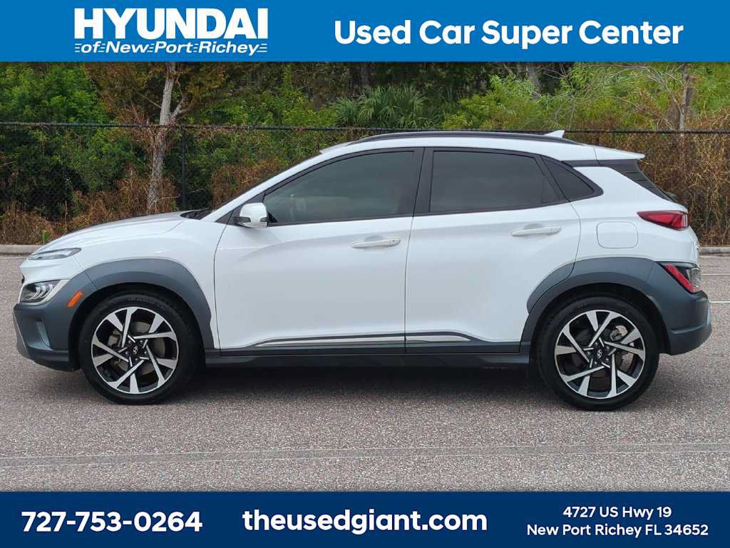 Used 2022 Hyundai Kona Limited FWD image 2