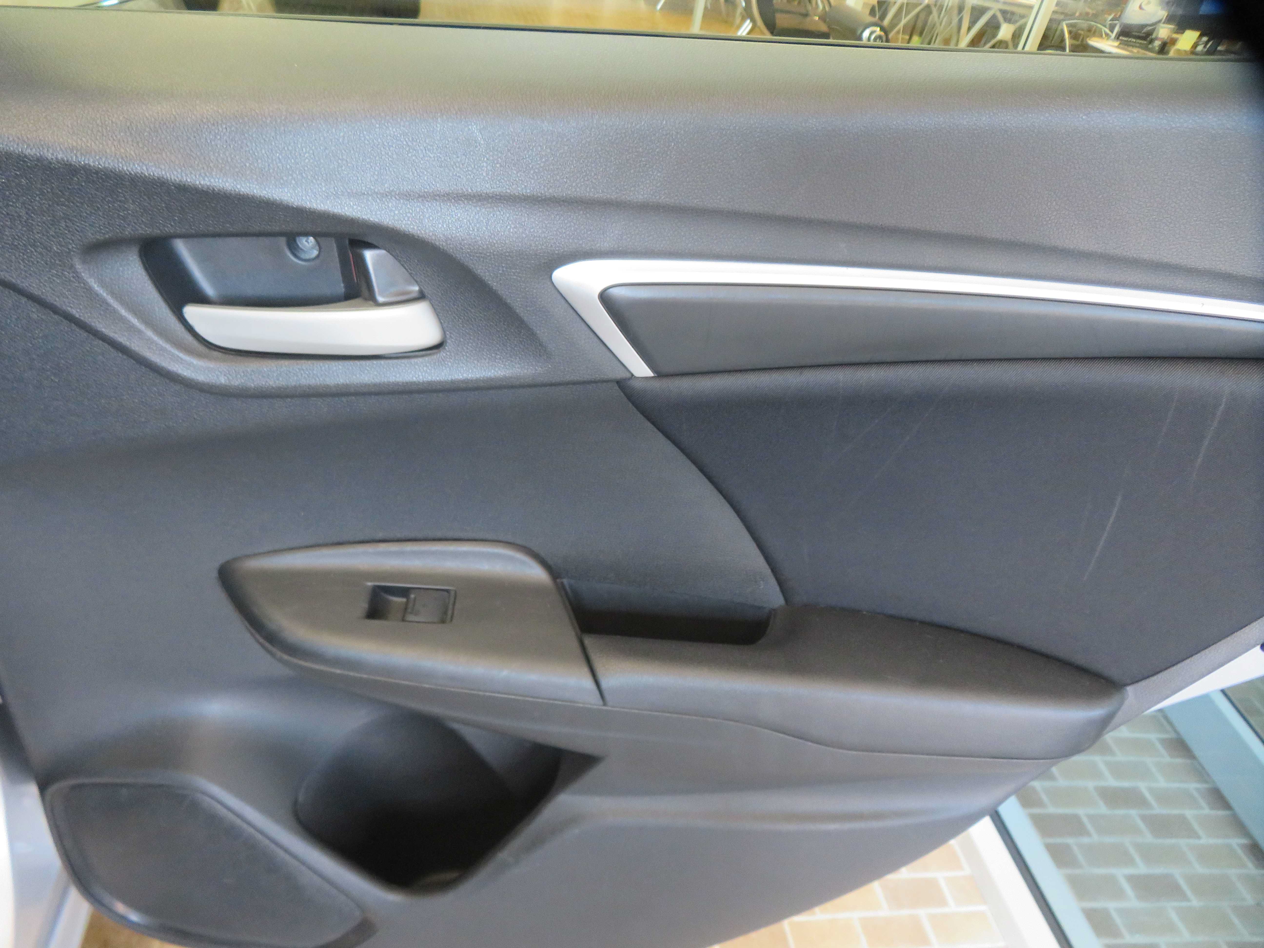 Used 2016 Honda Fit LX image 21