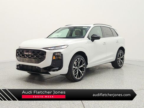New 2026 Audi Q3 quattro 2.0T AWD/4WD image 1