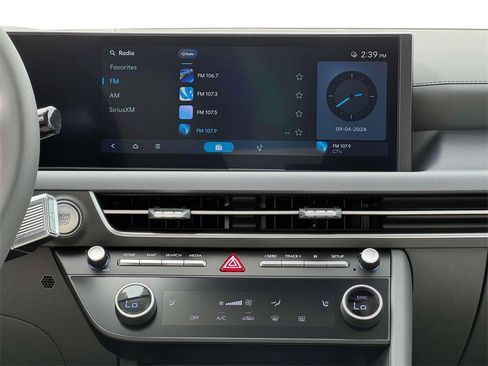 New 2025 Hyundai Sonata SEL image 19