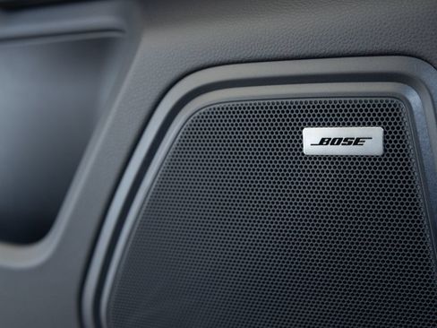 Certified 2026 Porsche Macan AWD/4WD image 20