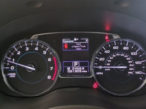 Used 2018 Subaru Forester 2.5i Limited AWD/4WD image 8