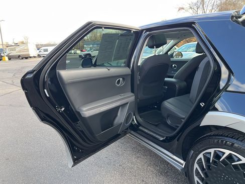Used 2024 Hyundai Ioniq 5 Limited AWD/4WD image 19