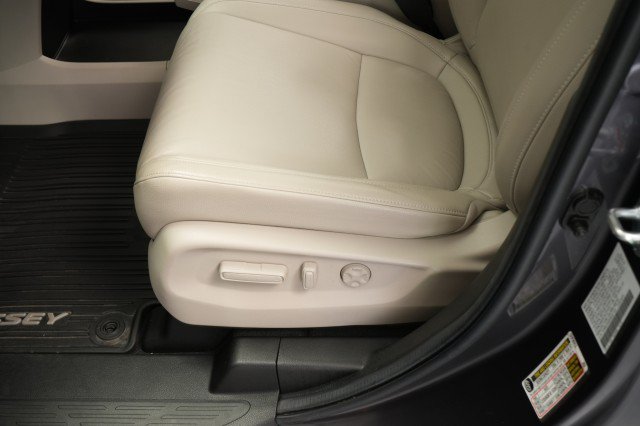 Used 2025 Honda Odyssey EX-L image 21