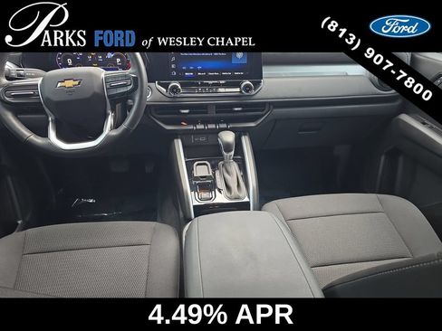 Used 2024 Chevrolet Colorado LT RWD image 10