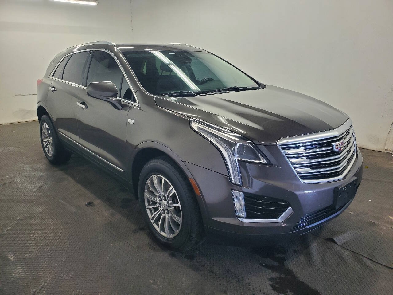 Used 2019 Cadillac XT5 Luxury AWD/4WD image 3