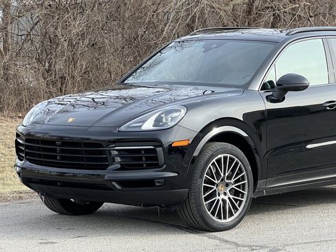 Certified 2023 Porsche Cayenne image 12
