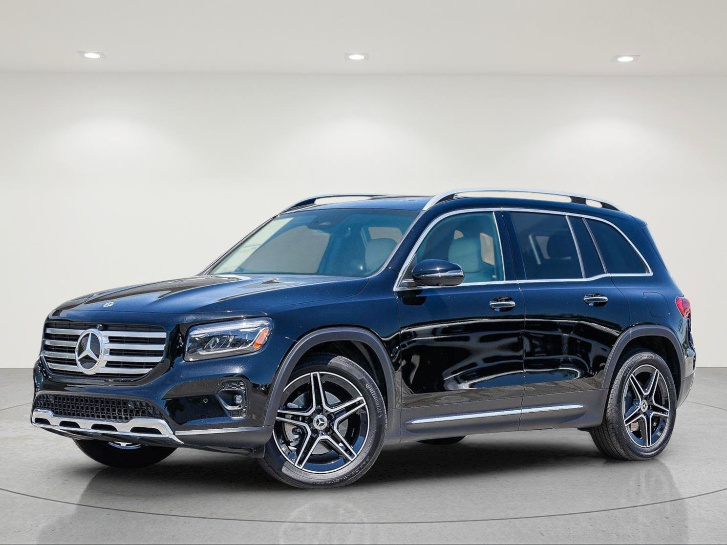 Certified 2026 Mercedes-Benz GLB 250 image 2