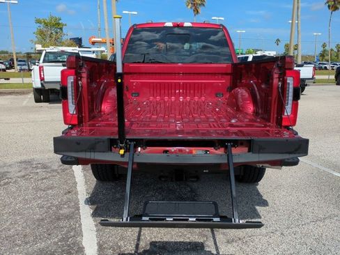 New 2025 Ford F250 Platinum w/ FX4 Off-Road Package image 13
