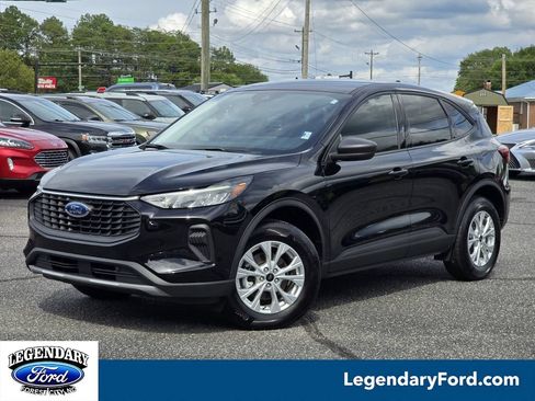 Used 2026 Ford Escape Active w/ Tech Pack #1 AWD/4WD image 1