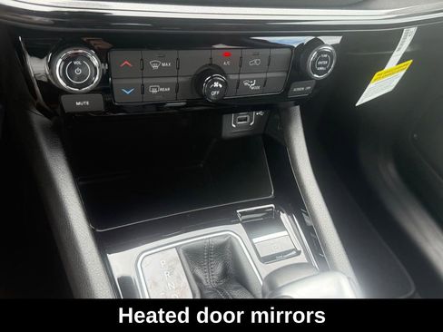 New 2026 Jeep Compass Latitude image 15