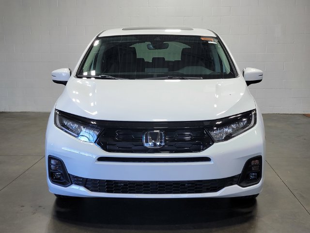 New 2027 Honda Odyssey Touring image 3