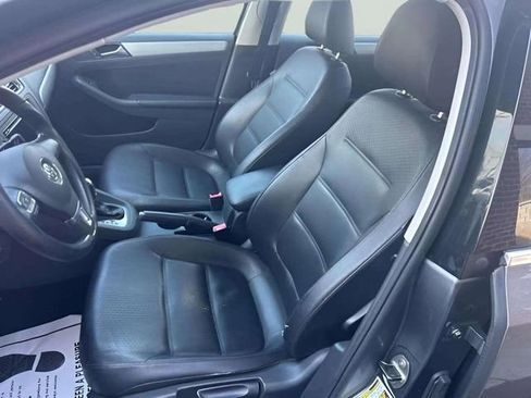 Used 2013 Volkswagen Jetta SE image 7