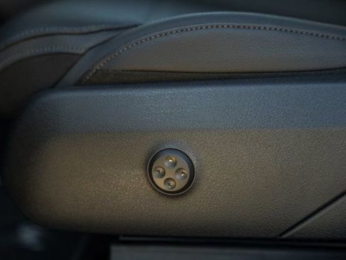 New 2026 Mercedes-Benz GLC 300 4MATIC image 36