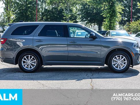 Used 2025 Dodge Durango GT RWD image 9
