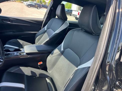 Used 2025 Toyota Camry SE image 14