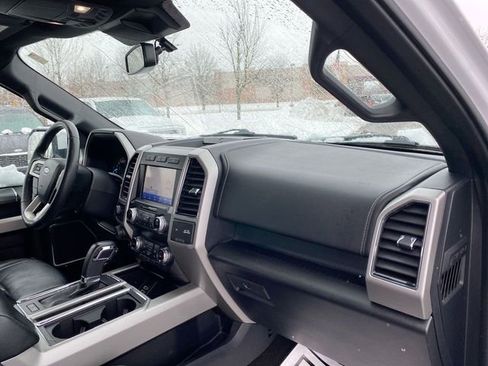 Used 2020 Ford F150 Lariat w/ Equipment Group 502A Luxury image 27