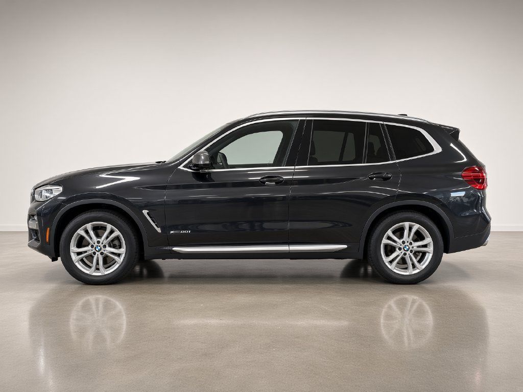 Used 2018 BMW X3 xDrive30i AWD/4WD image 3