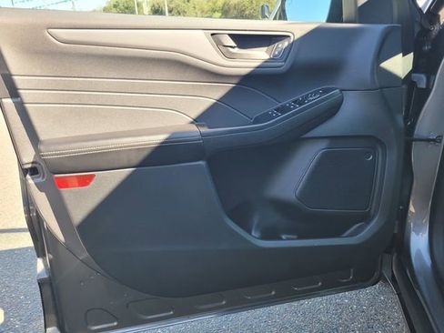 Used 2025 Ford Escape Active w/ Cold Weather Package image 16