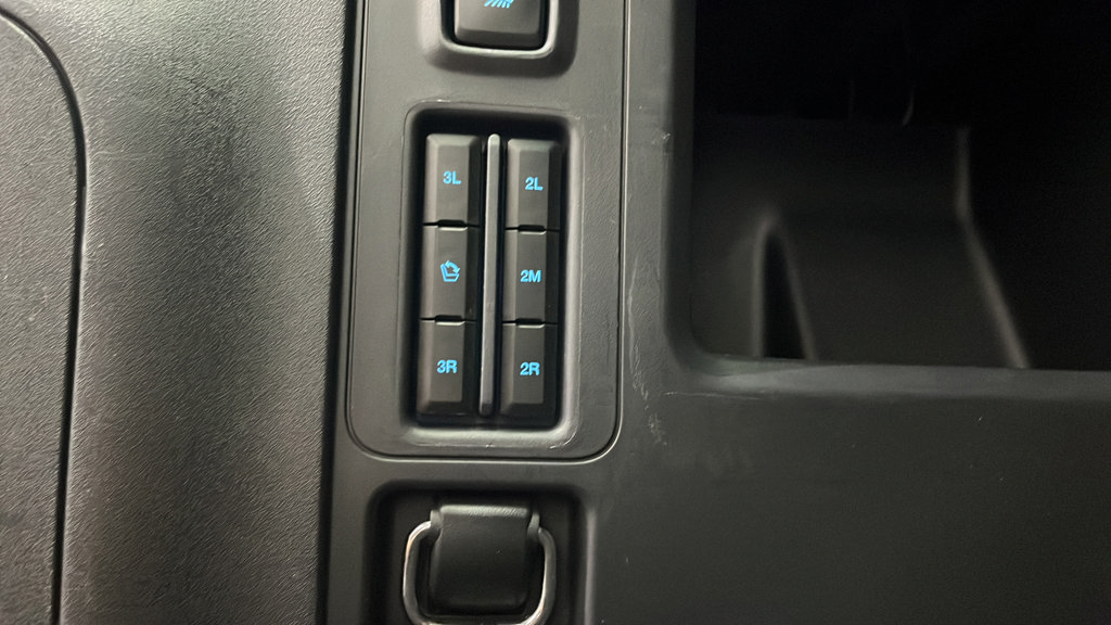 Used 2025 Ford Expedition Max Active AWD/4WD image 31