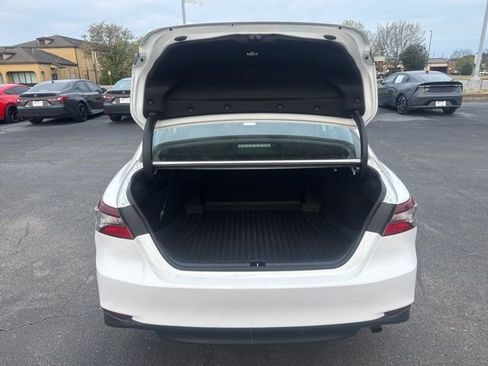 Used 2024 Toyota Camry LE image 23