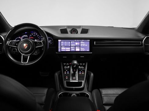 Certified 2021 Porsche Cayenne GTS image 30