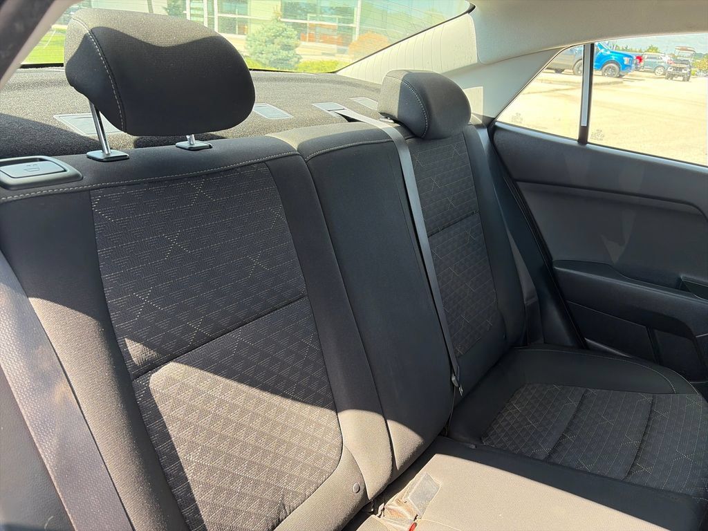 Used 2019 Kia Rio S FWD image 34