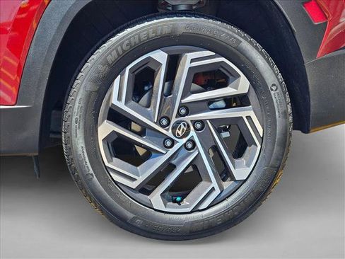 Used 2025 Hyundai Tucson Limited AWD/4WD image 29