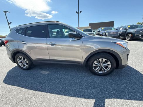 Used 2016 Hyundai Santa Fe Sport w/ Option Group 04 AWD/4WD image 17