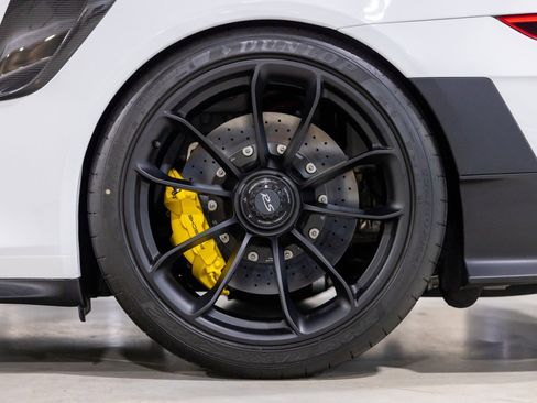Used 2018 Porsche 911 GT2 RS image 19