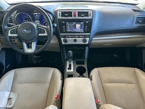 Used 2017 Subaru Outback 2.5i Limited image 13