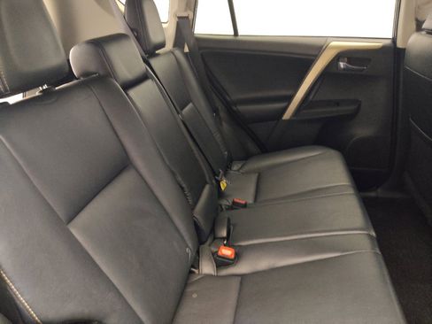 Used 2013 Toyota RAV4 Limited AWD/4WD image 19
