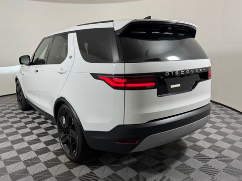 New 2026 Land Rover Discovery S AWD/4WD image 3