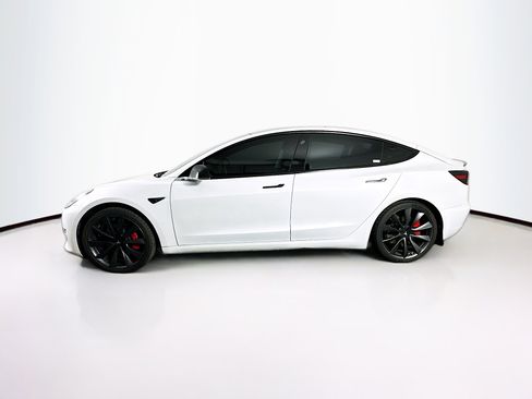 Used 2020 Tesla Model 3 Performance image 4