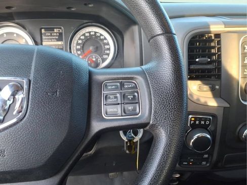 Used 2014 RAM 1500 Express AWD/4WD image 19