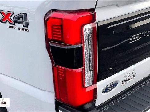 New 2026 Ford F250 Platinum AWD/4WD image 26