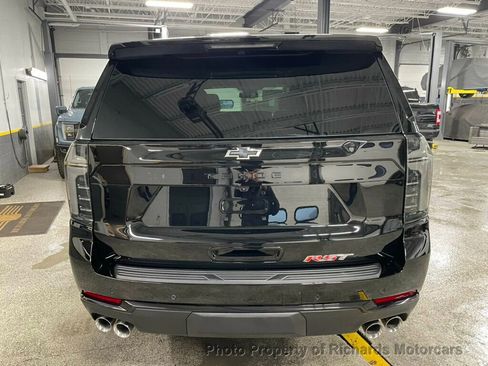 Used 2025 Chevrolet Tahoe RST w/ RST Capability Package image 7