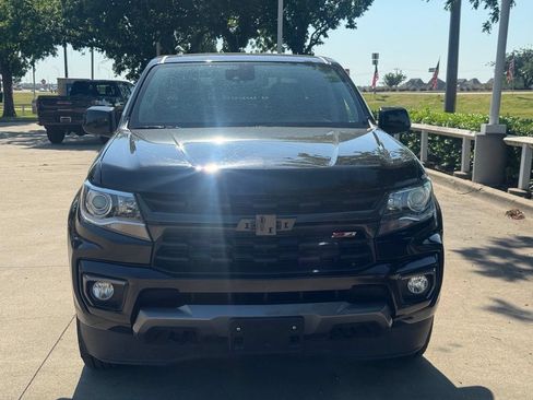 Used 2021 Chevrolet Colorado Z71 w/ Safety Package AWD/4WD image 2