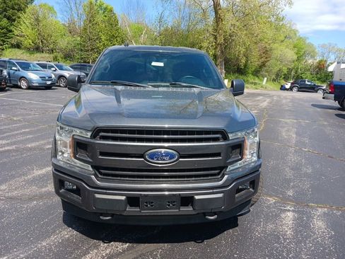 Used 2019 Ford F150 XLT w/ Equipment Group 302A Luxury AWD/4WD image 8