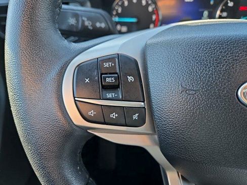 Certified 2024 Ford Explorer XLT AWD/4WD image 14