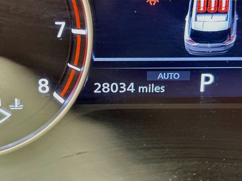 Used 2023 Nissan Rogue S AWD/4WD image 19