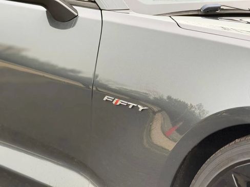 Used 2017 Chevrolet Camaro LT RWD image 6